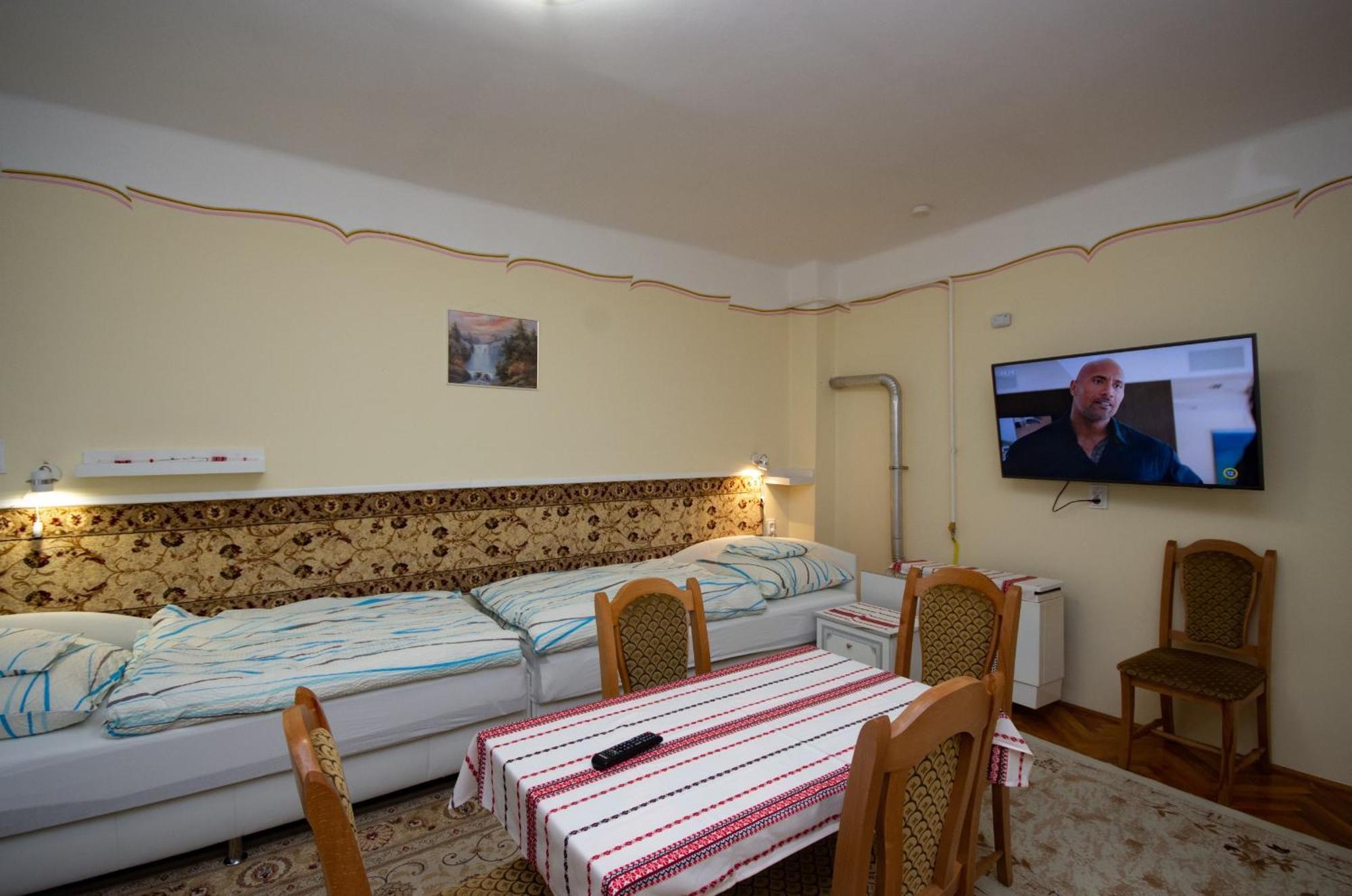 Amalia Apartman Gyula Extérieur photo