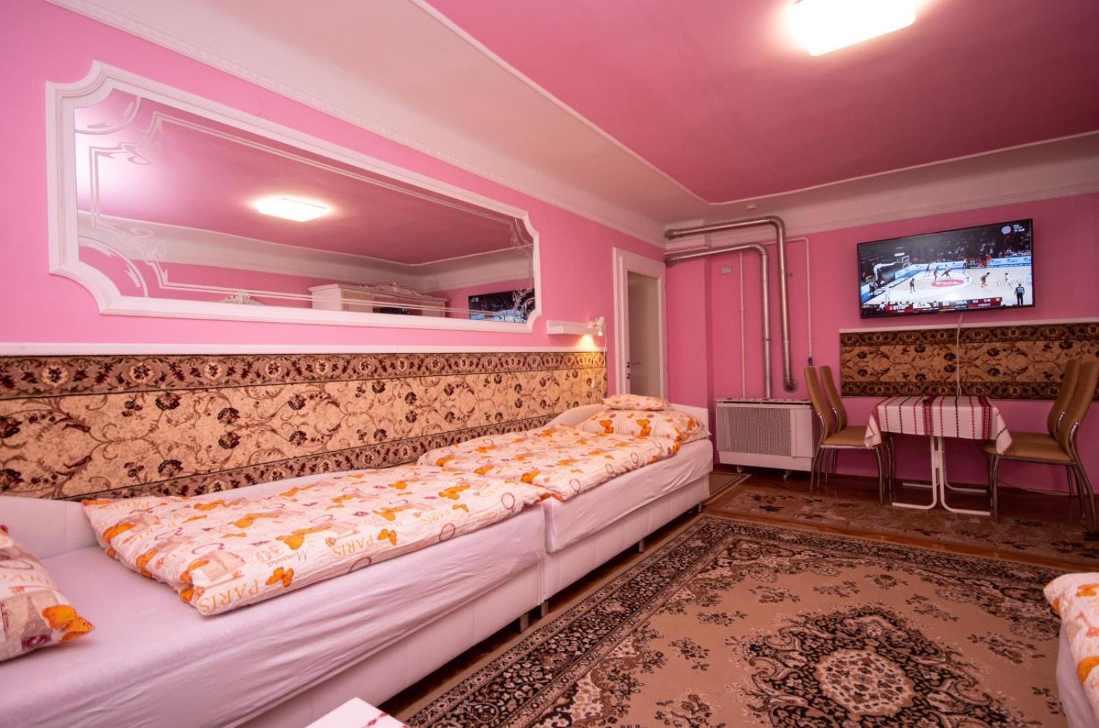 Amalia Apartman Gyula Extérieur photo